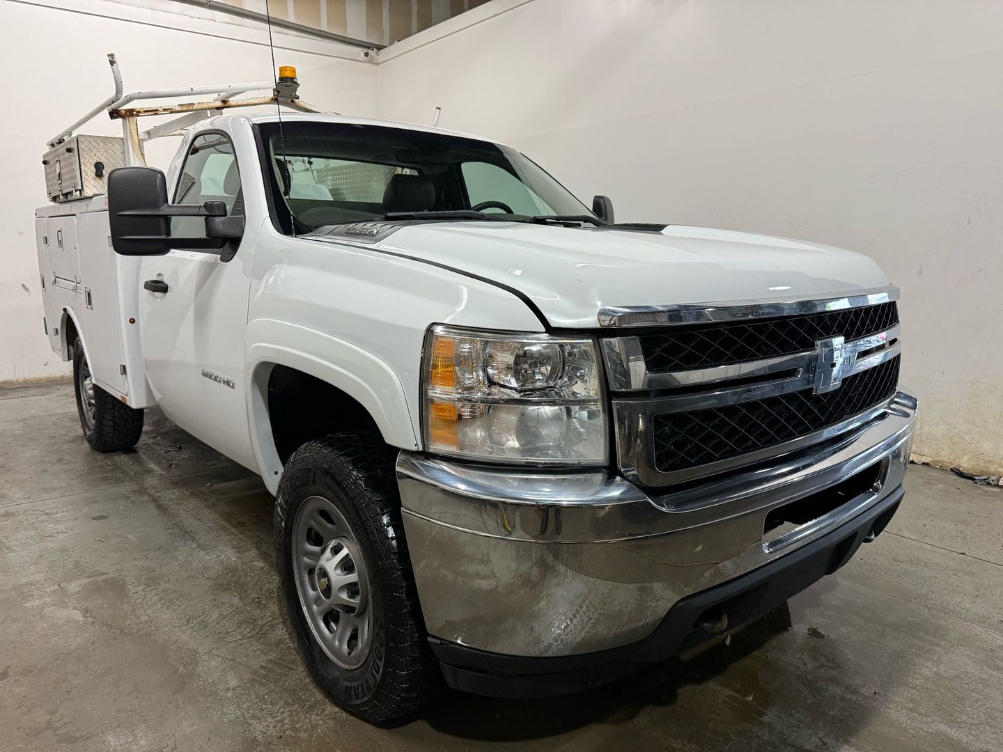 2013 Chevrolet Silverado 3500 Chassis Cab Work Truck's photo