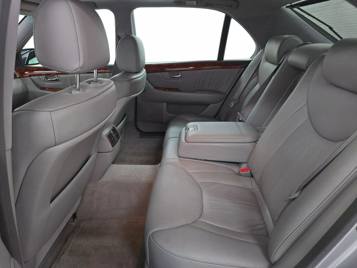 2004 Lexus Ls - Image 10