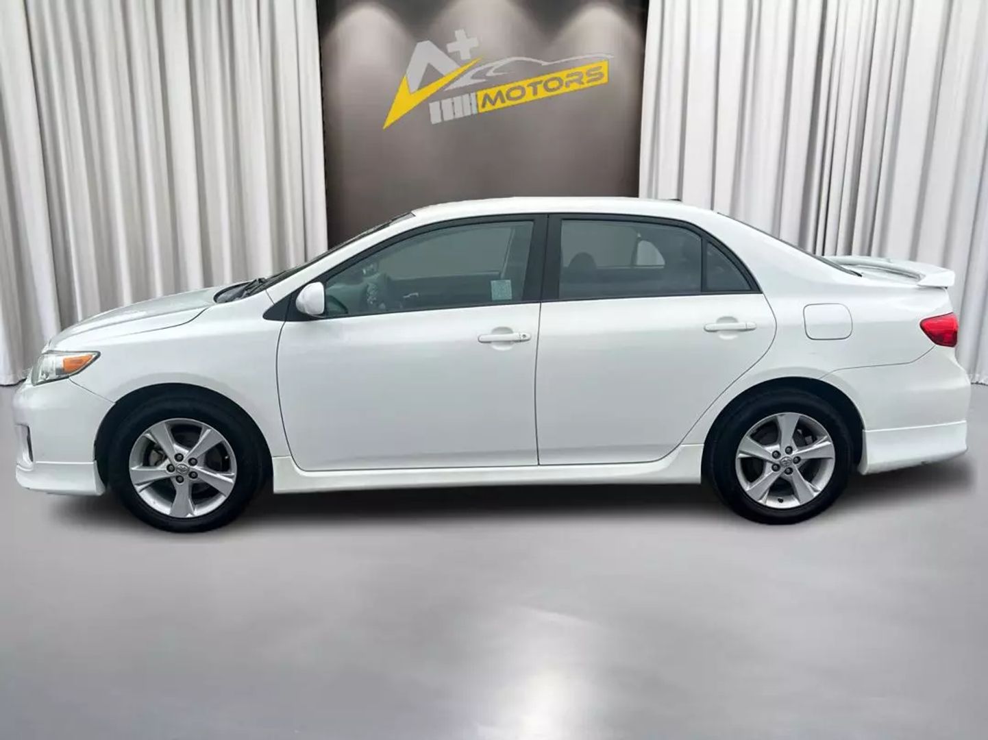 2011 TOYOTA COROLLA SEDAN 4-CYL, 1.8 LITER S SEDAN 4D