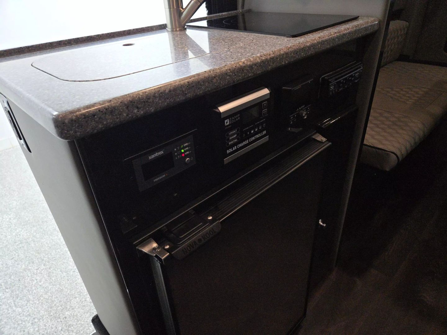 2019 Mercedes-benz Sprinter 2500 Crew - Image 16