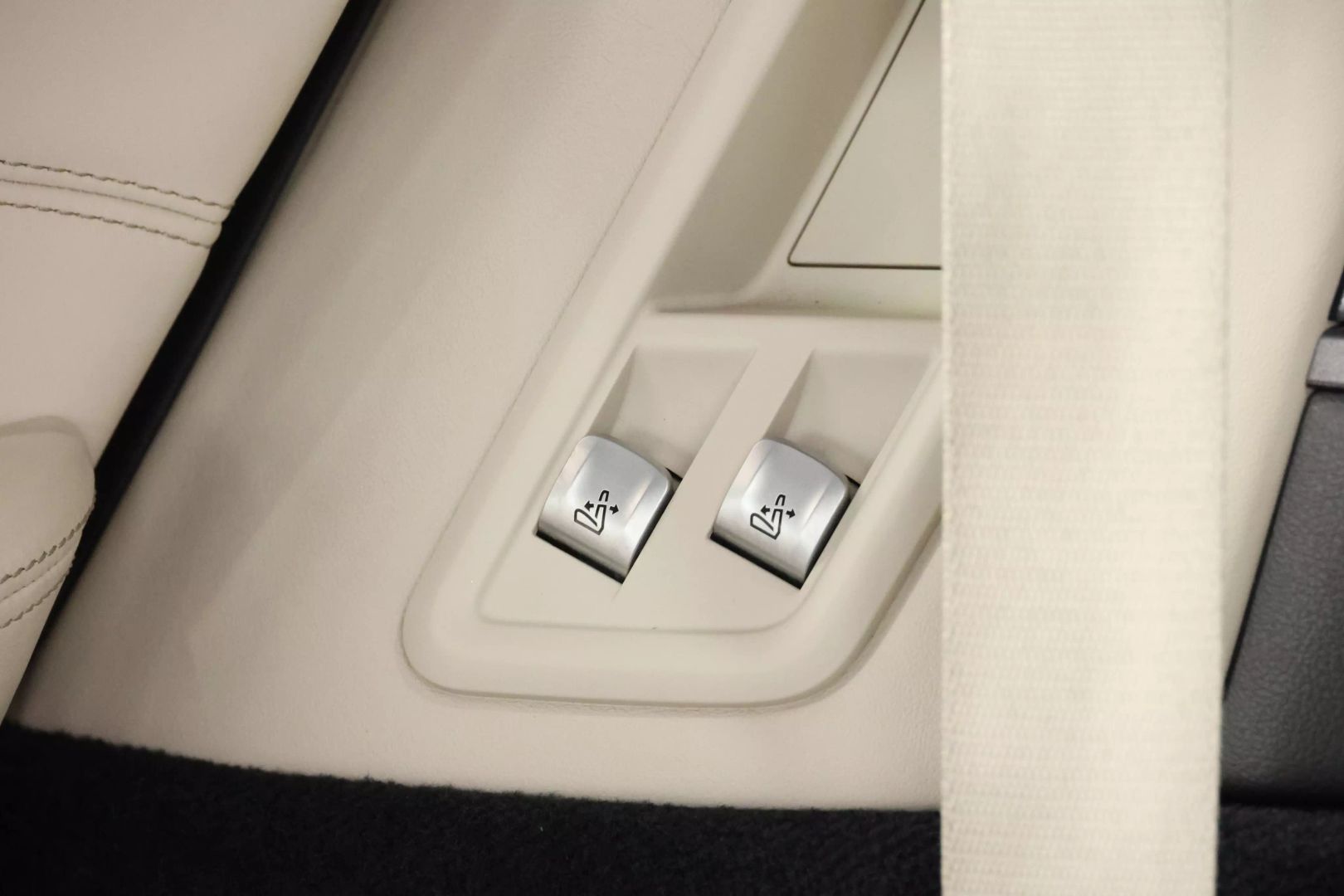 2019 Bmw X7 - Image 70