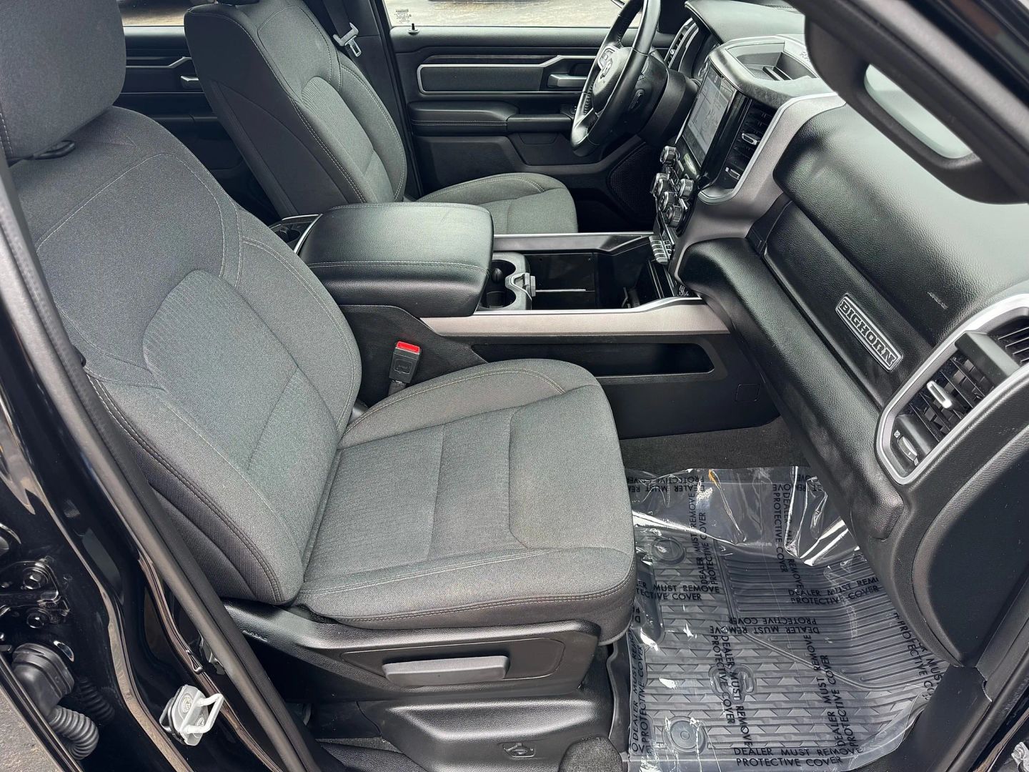 2022 Ram 1500 Crew Cab - Image 18