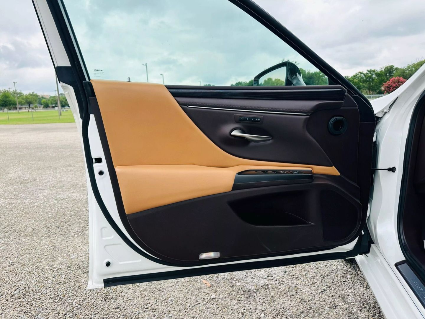 2019 Lexus Es - Image 12
