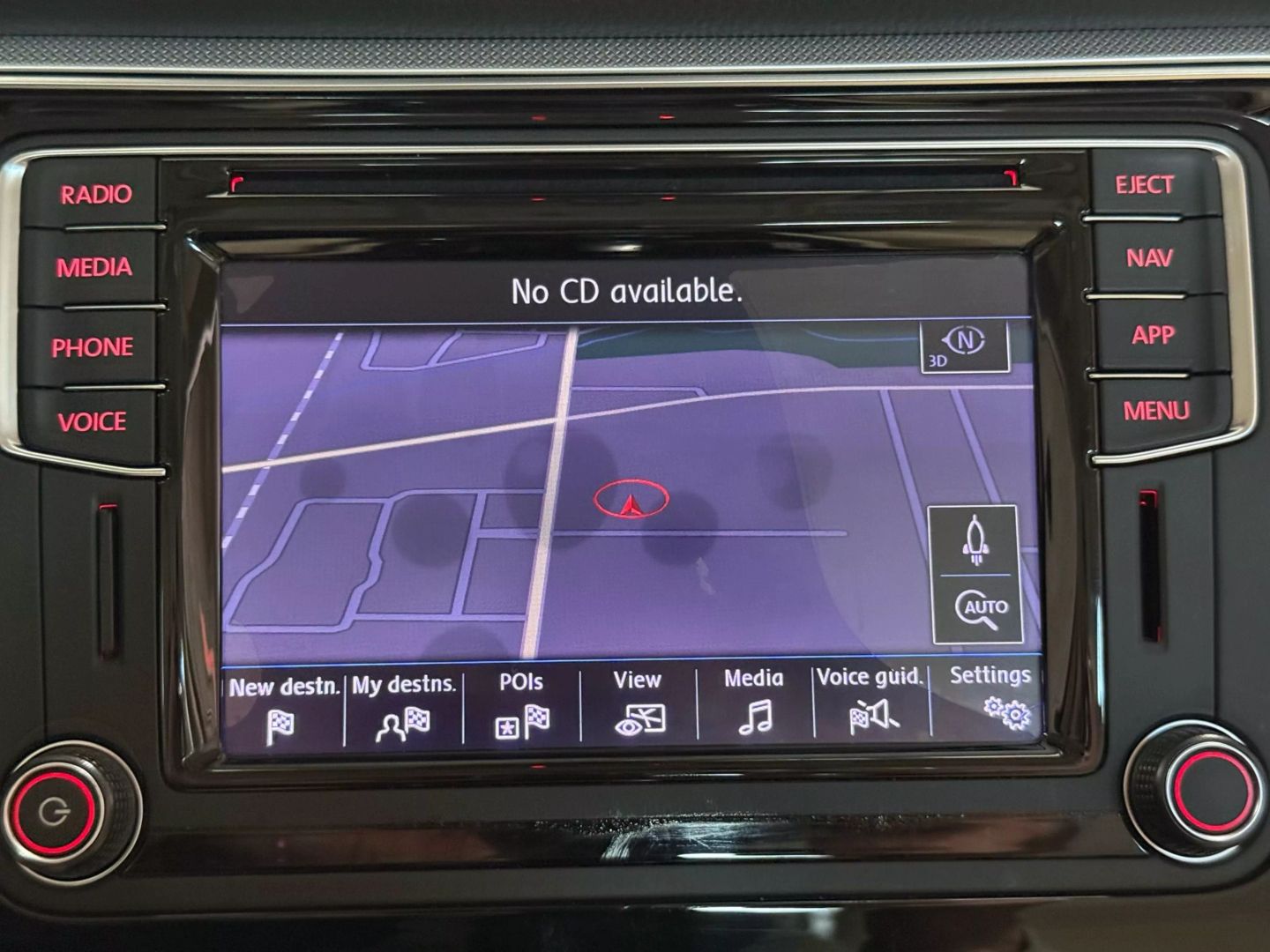 2019 Volkswagen Passat - Image 36
