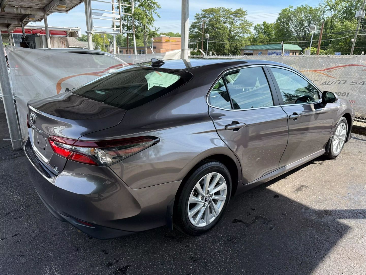 2023 Toyota Camry - Image 13