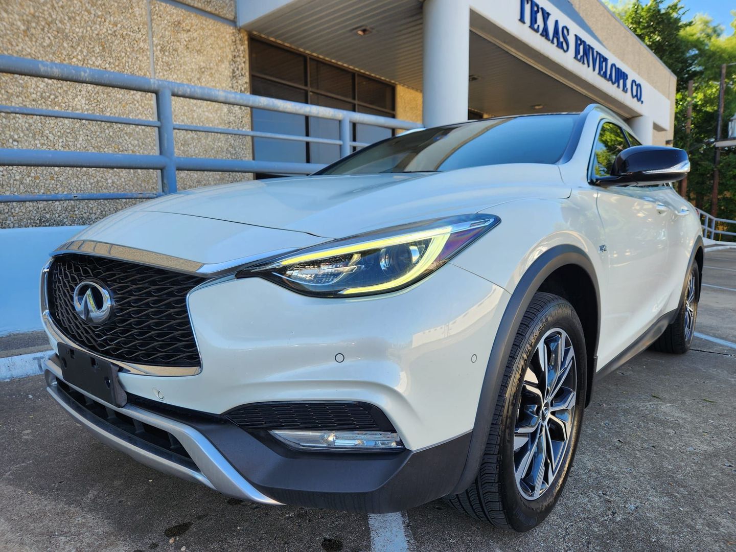 2018 INFINITI QX30