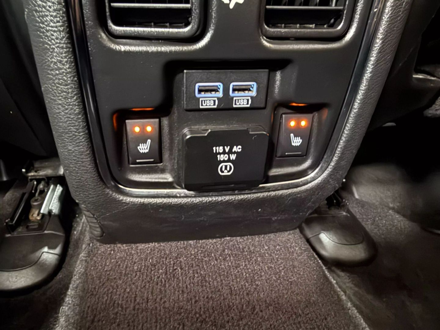2017 Jeep Grand Cherokee - Image 27