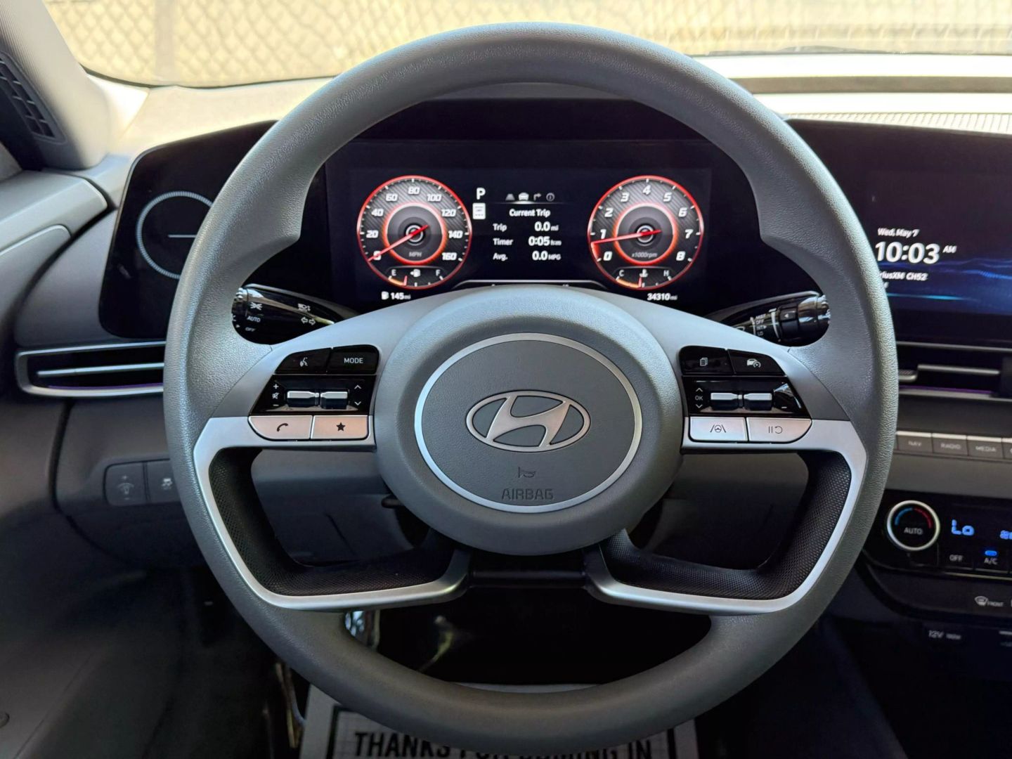 2024 Hyundai Elantra - Image 33