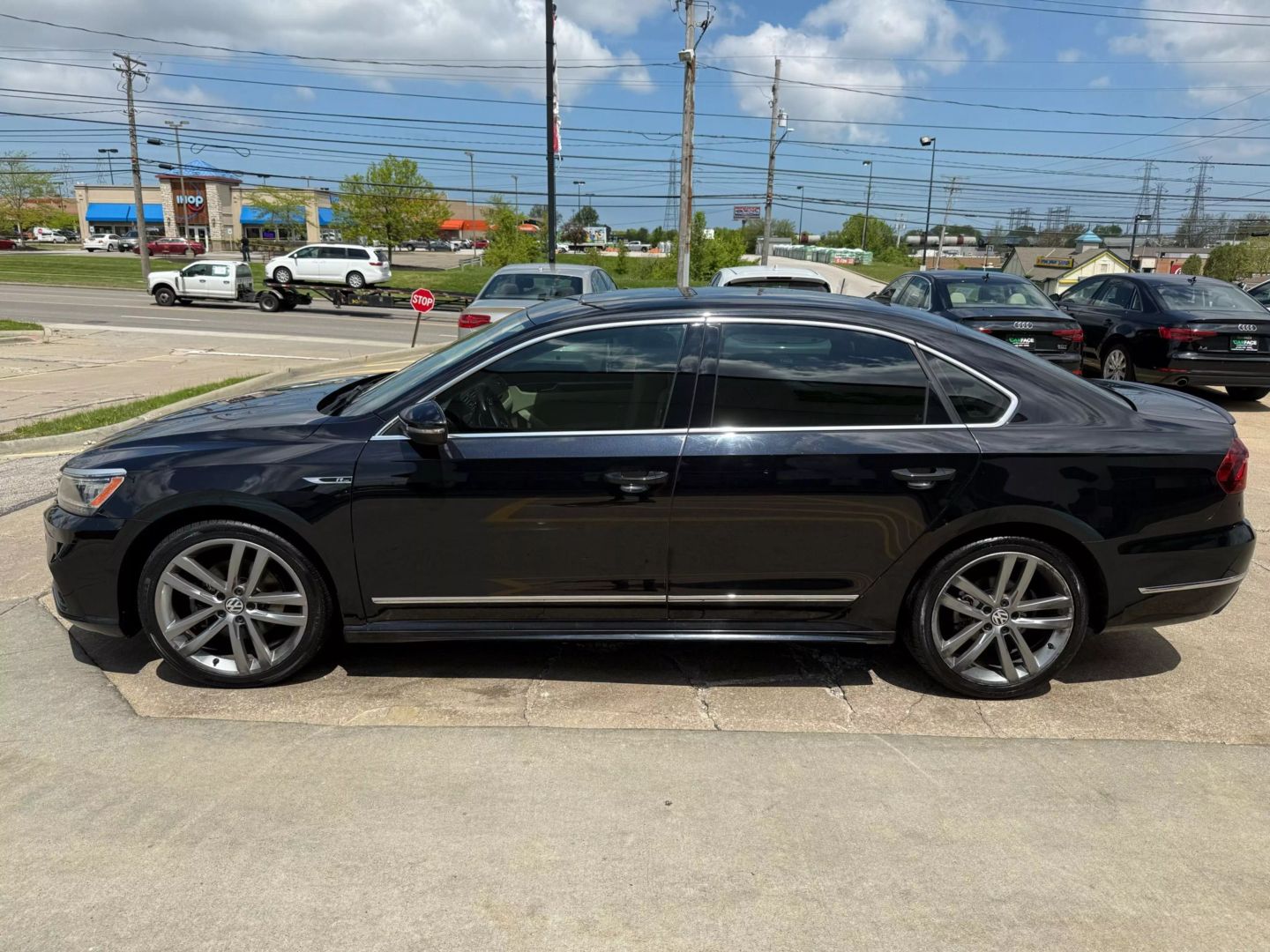 2019 Volkswagen Passat - Image 6