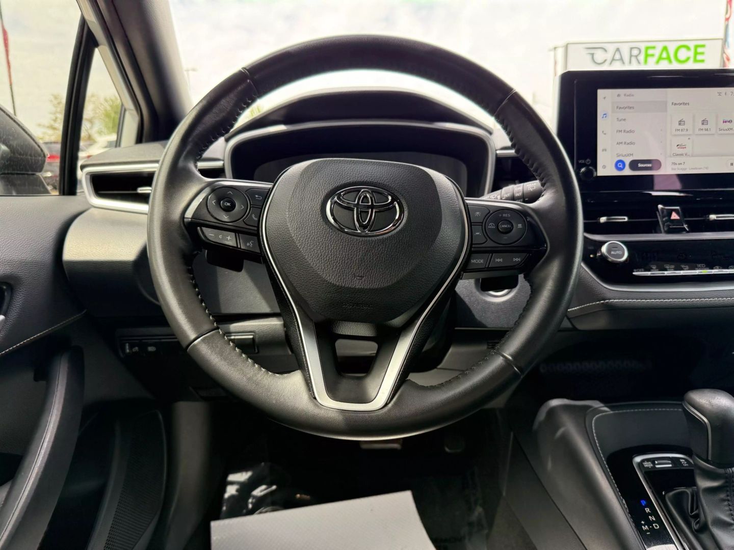 2024 Toyota Corolla Hatchback - Image 27