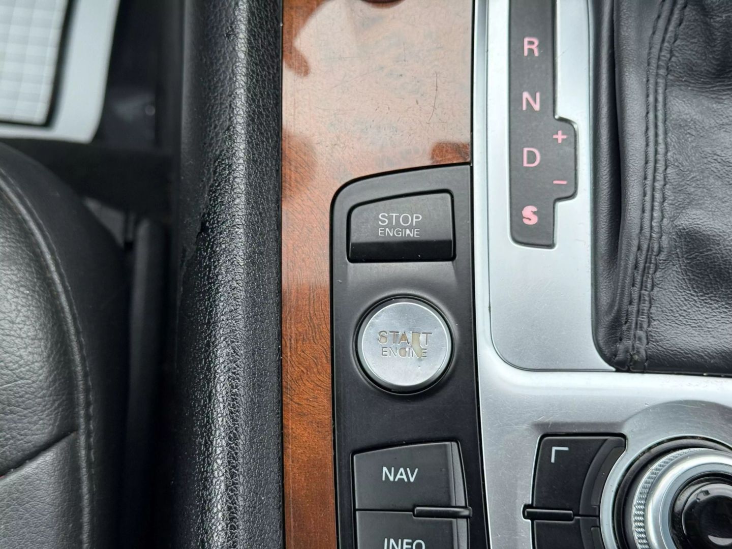 2015 Audi Q7 - Image 29