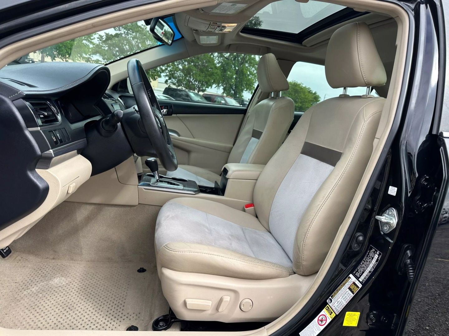 2012 Toyota Camry - Image 14