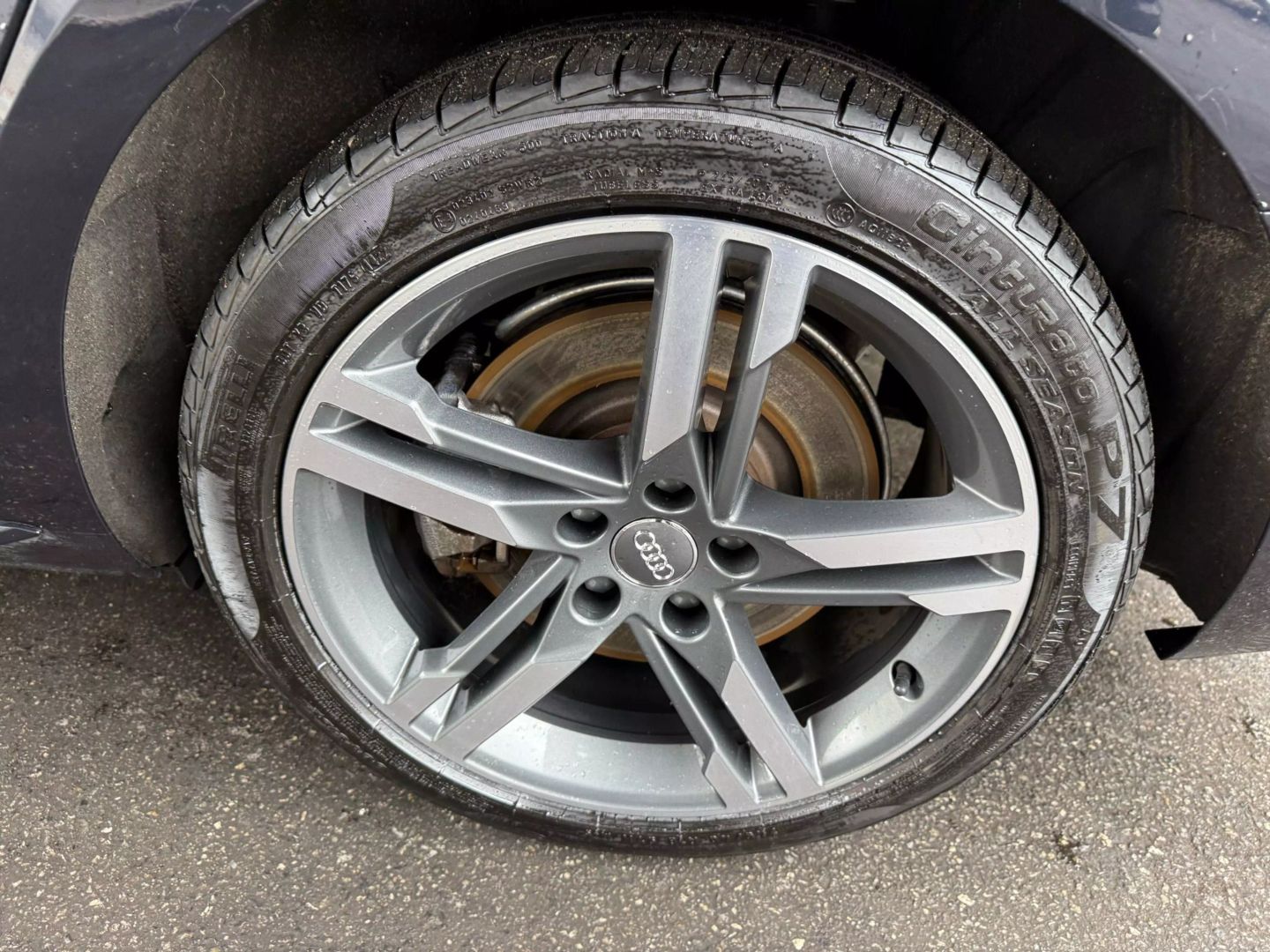 2018 Audi A4 - Image 44