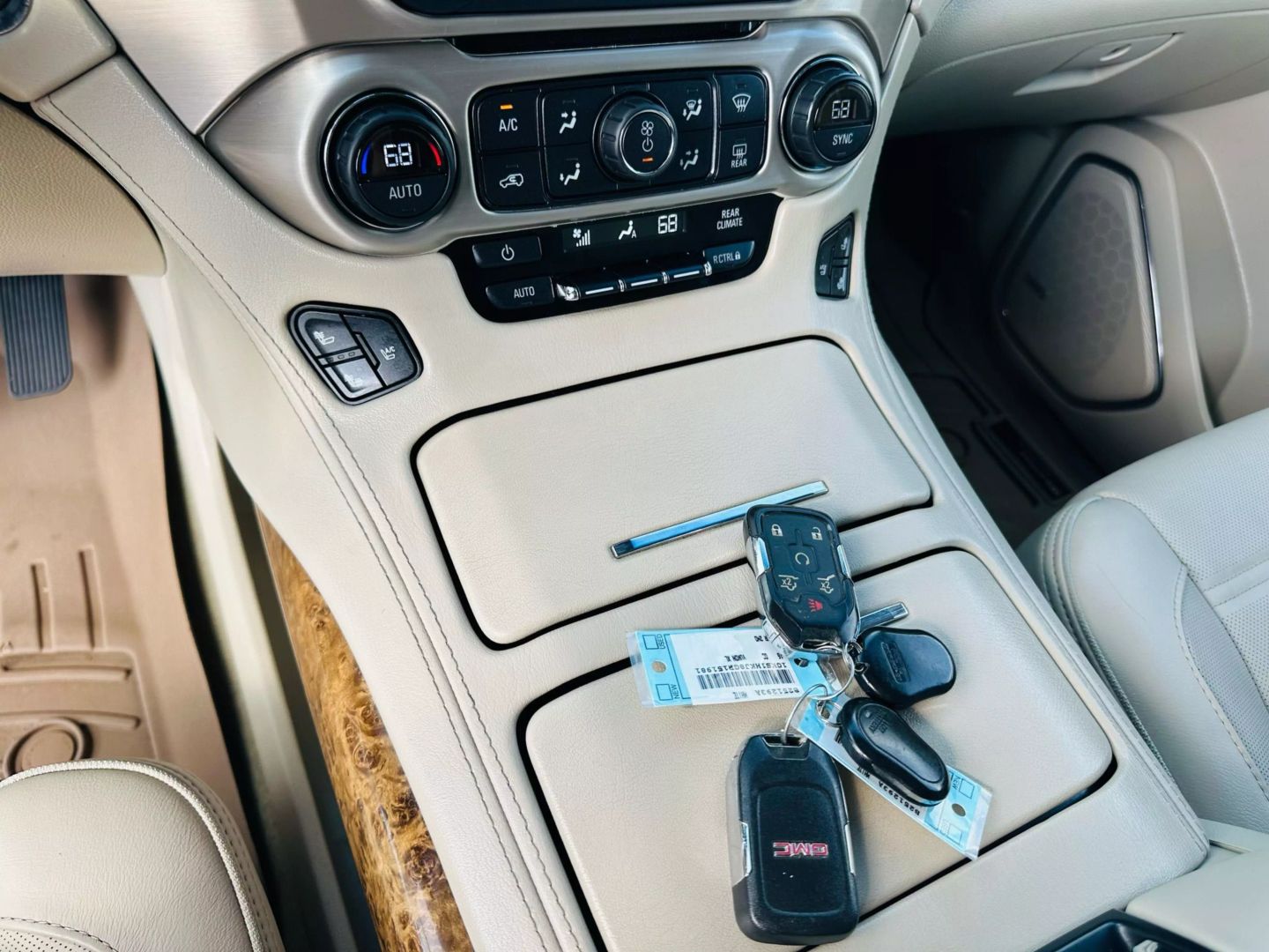 2016 Gmc Yukon Xl - Image 27
