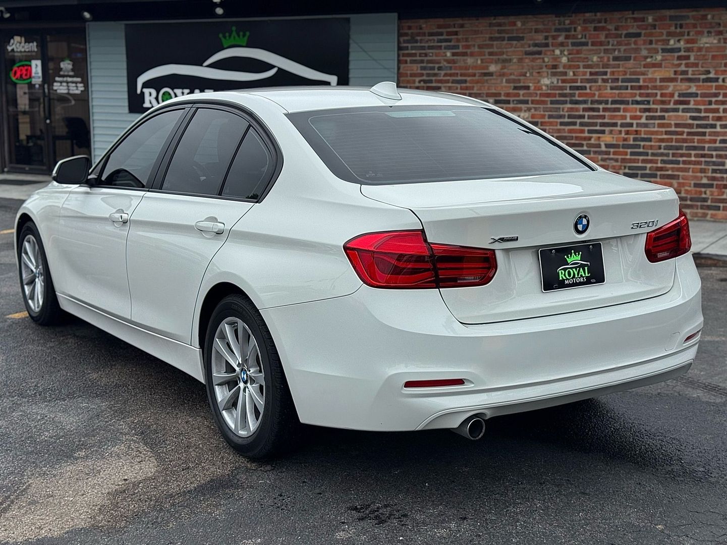 2018 Bmw 3 Series - Image 9