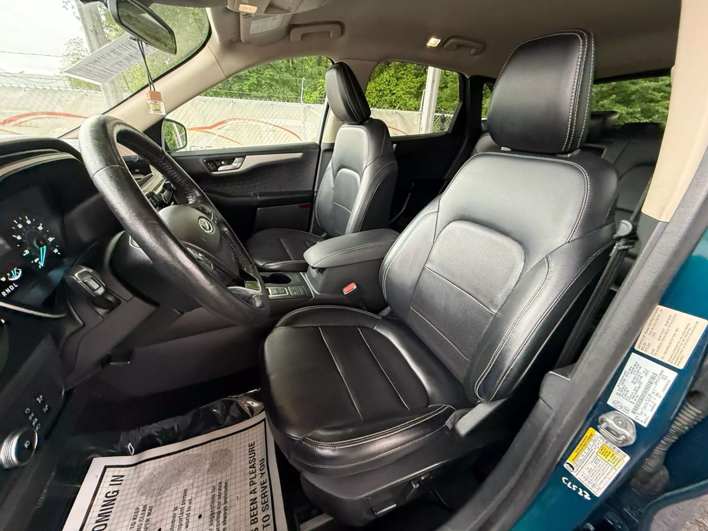 2020 Ford Escape - Image 16