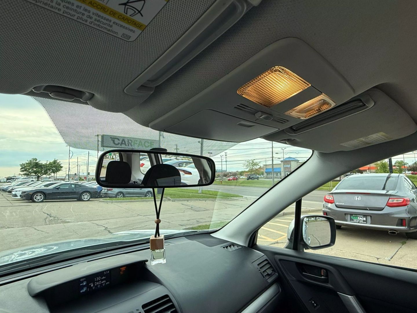 2015 Subaru Forester - Image 37