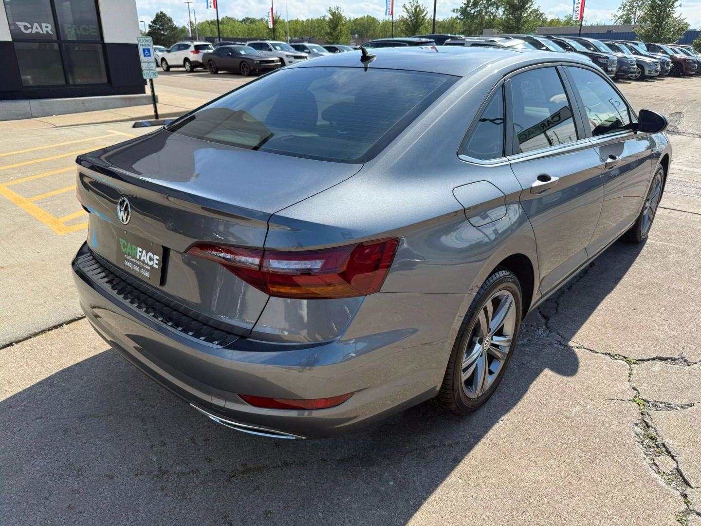 2019 Volkswagen Jetta - Image 13
