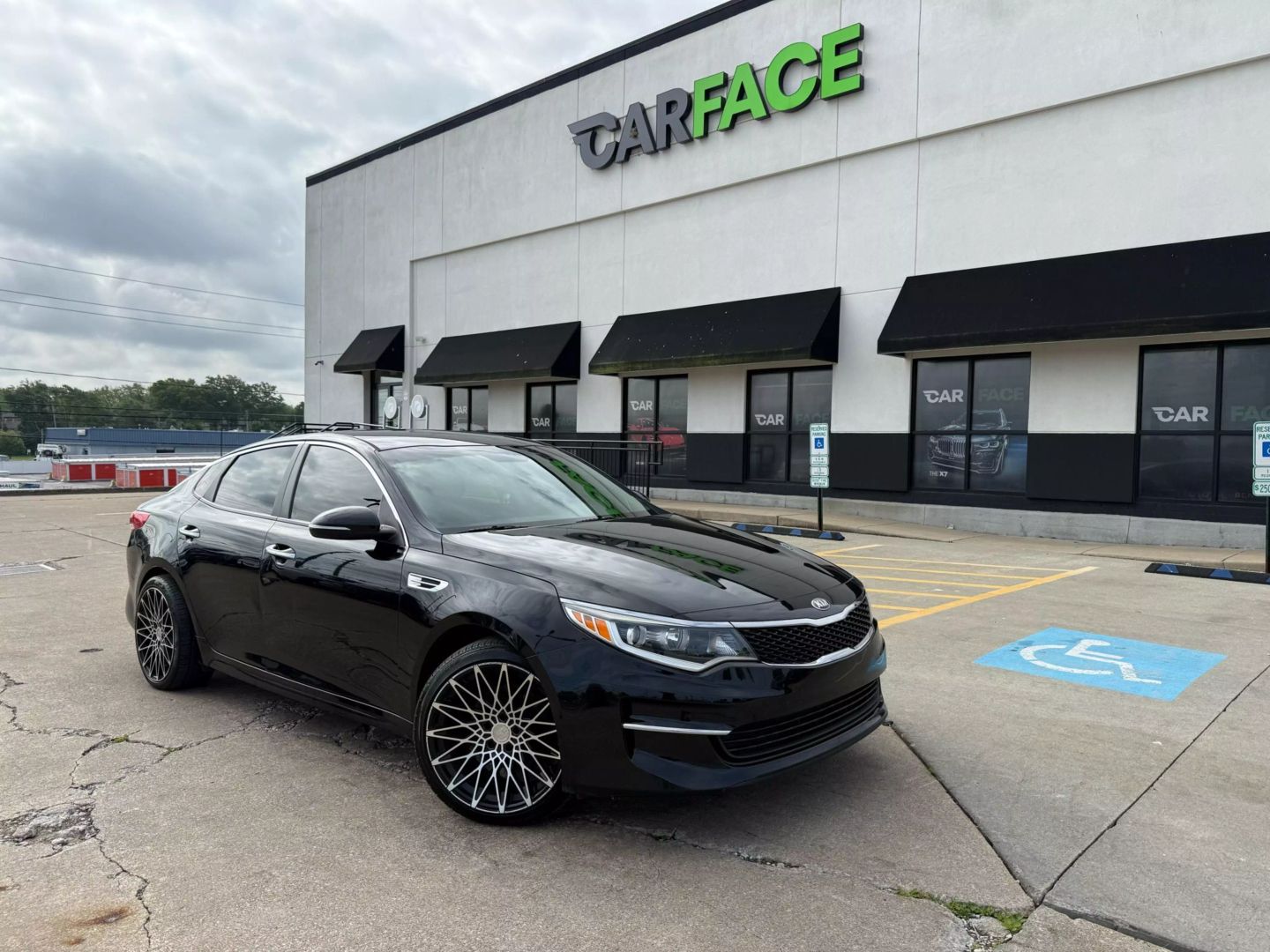 2016 Kia Optima - Image 1