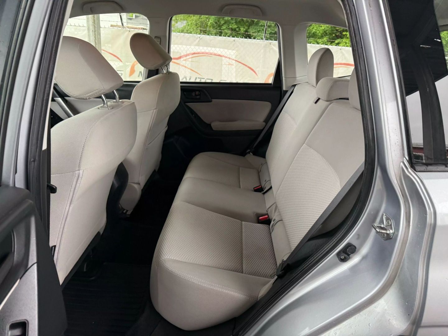2015 Subaru Forester - Image 18