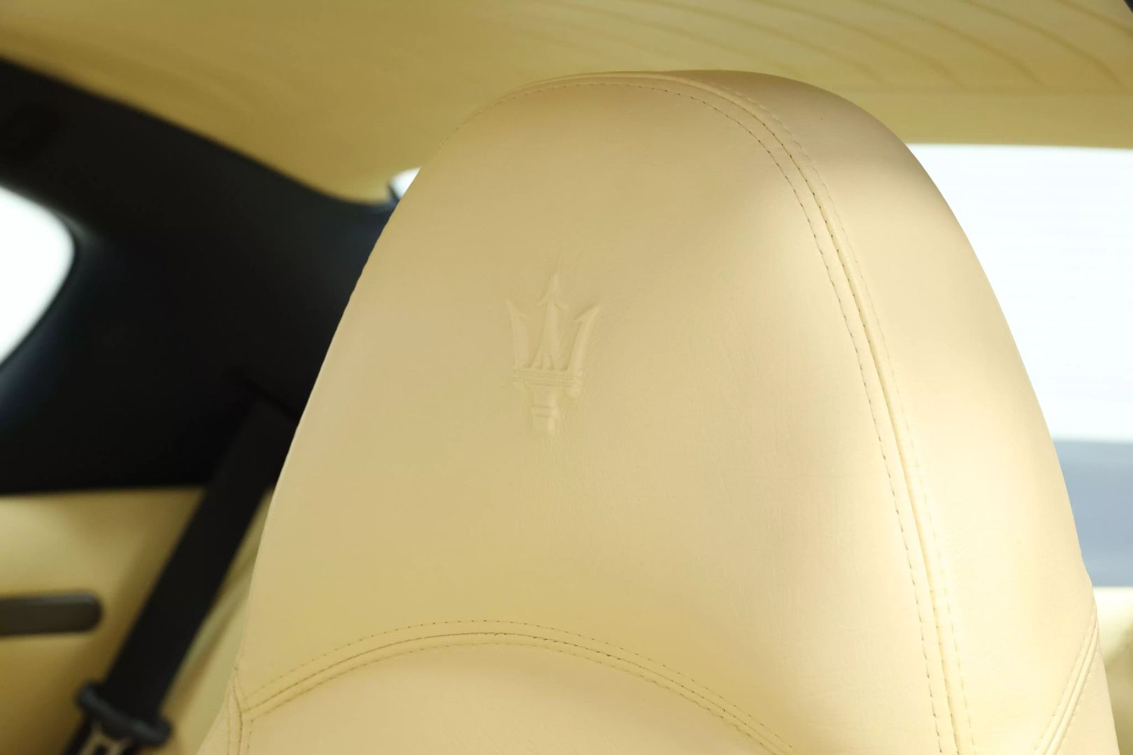 2004 Maserati Coupe - Image 17