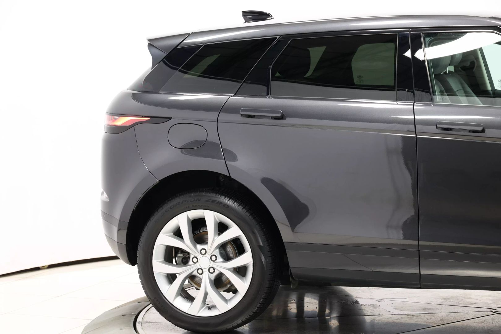 2020 Land Rover Range Rover Evoque - Image 67