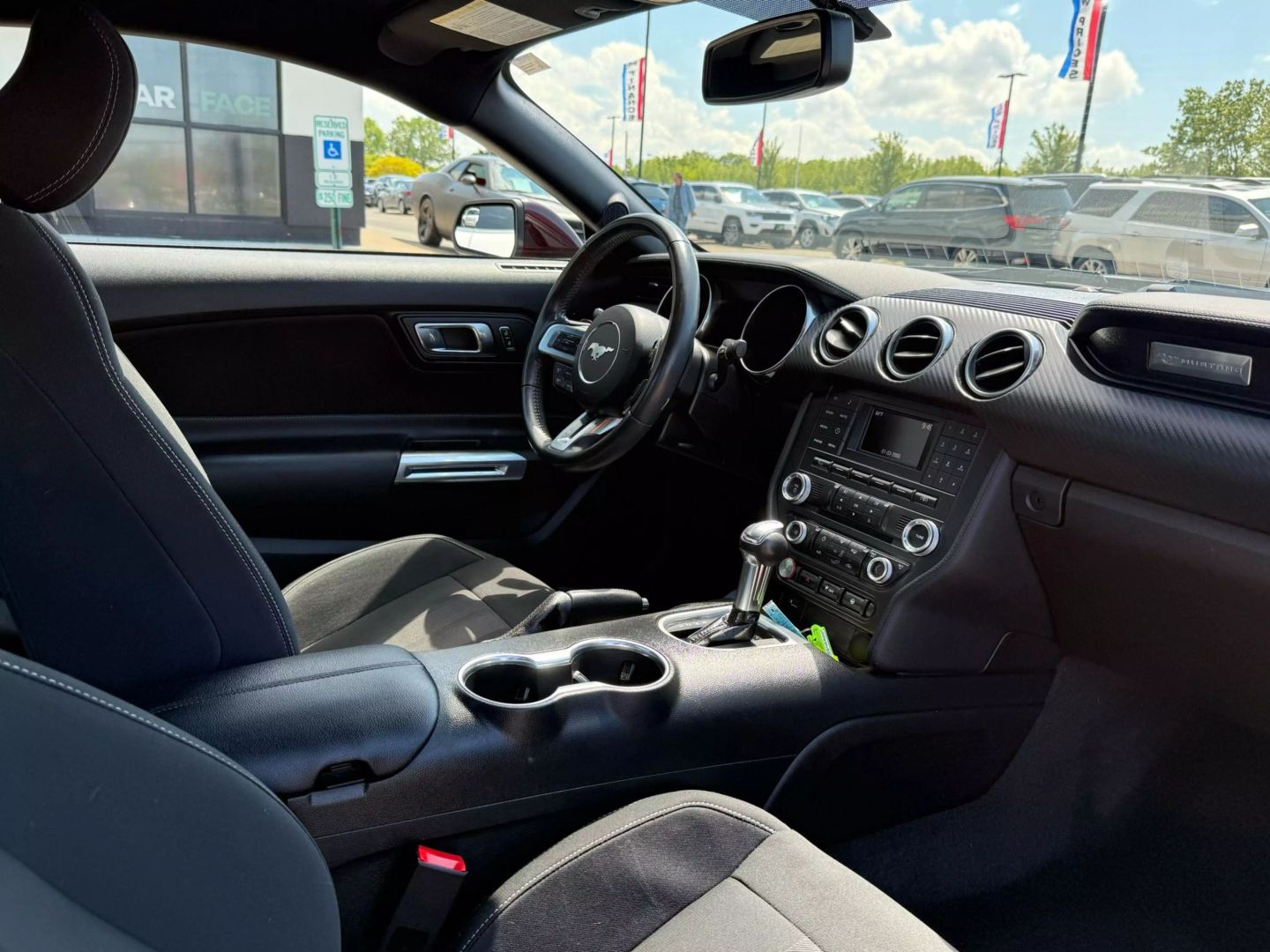 2018 Ford Mustang - Image 20