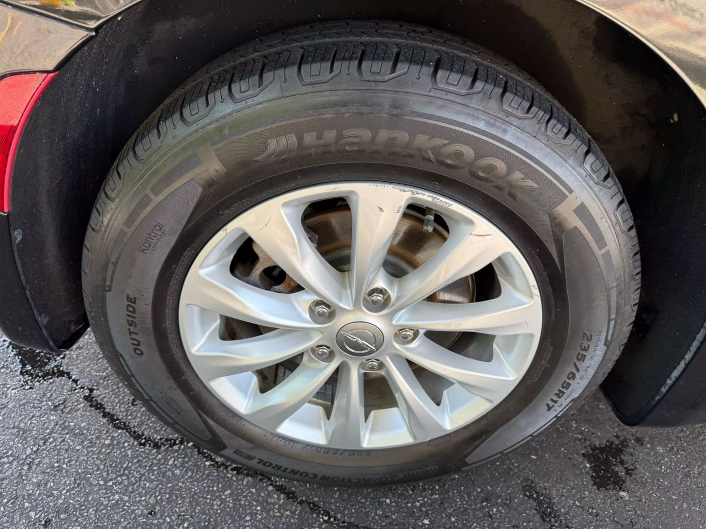 2018 Chrysler Pacifica - Image 45