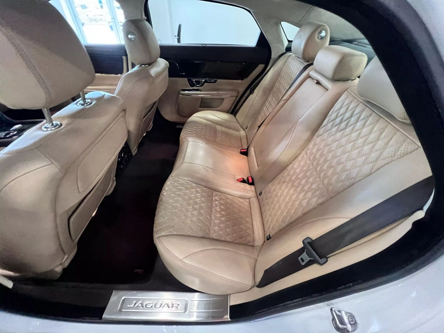 2016 Jaguar Xj Xjl Portfolio Sedan 4d - Image 15