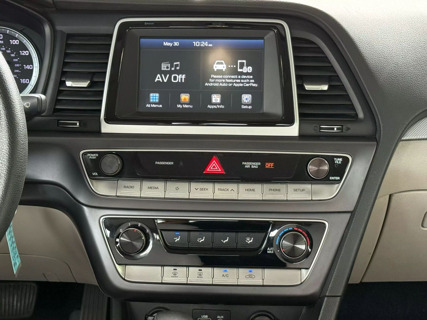 2019 Hyundai Sonata - Image 28