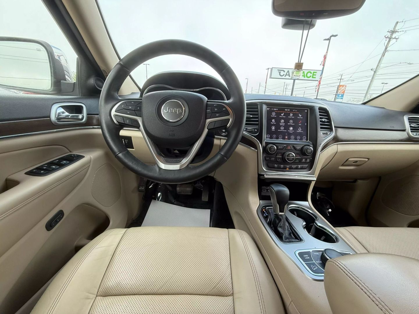 2018 Jeep Grand Cherokee - Image 29
