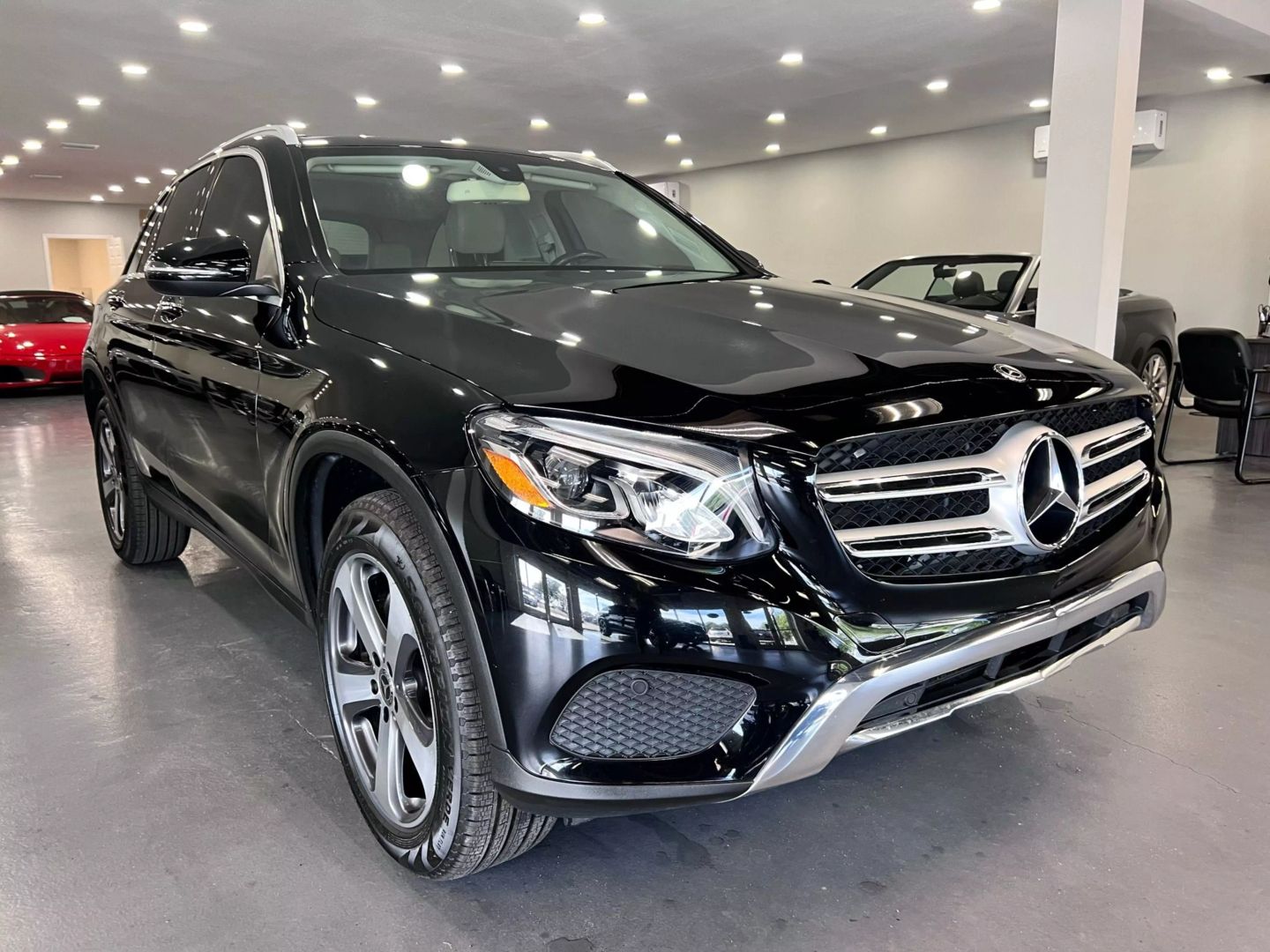2019 Mercedes-benz Glc Glc 300 Sport Utility 4d - Image 1
