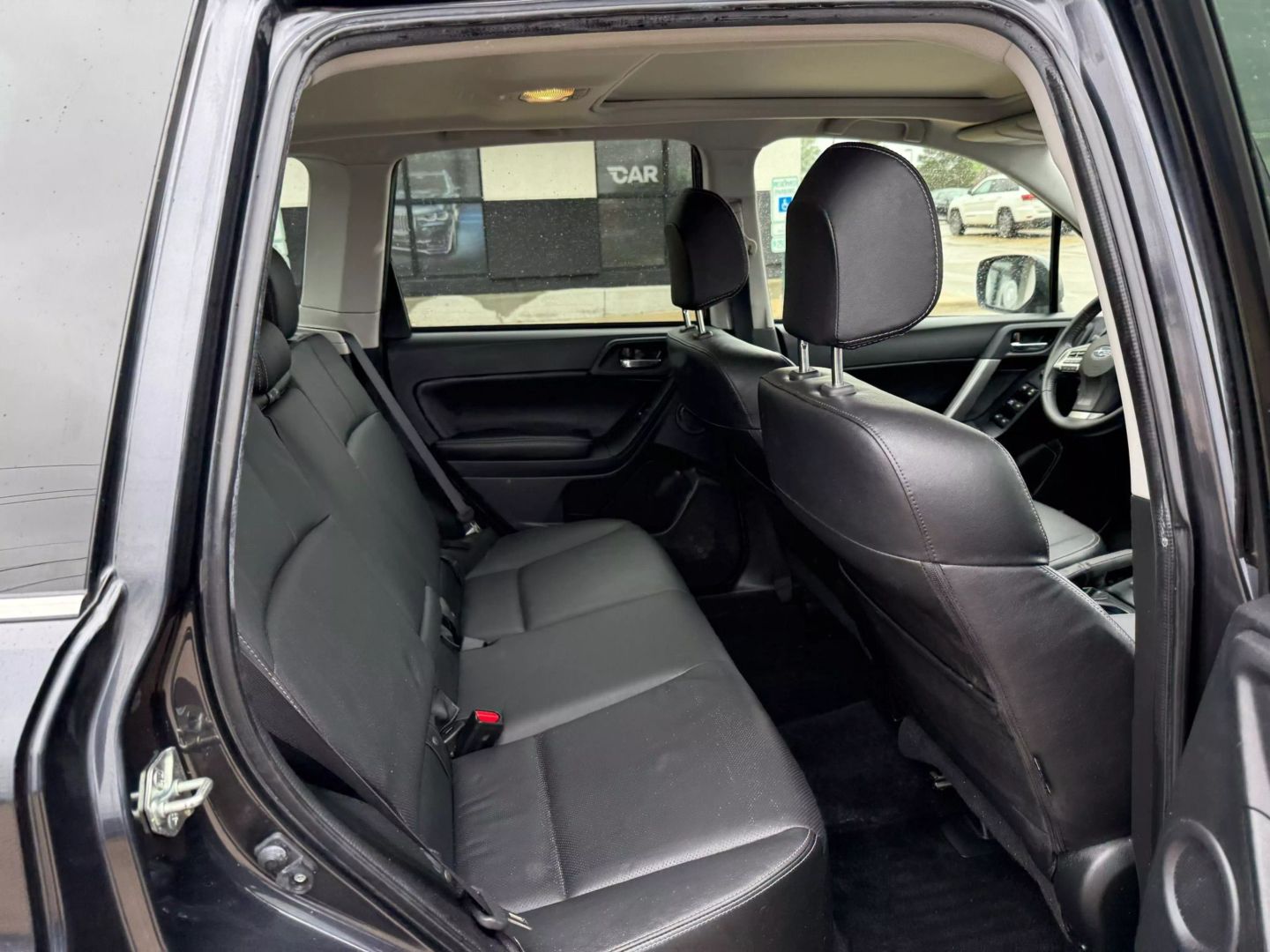2015 Subaru Forester - Image 23