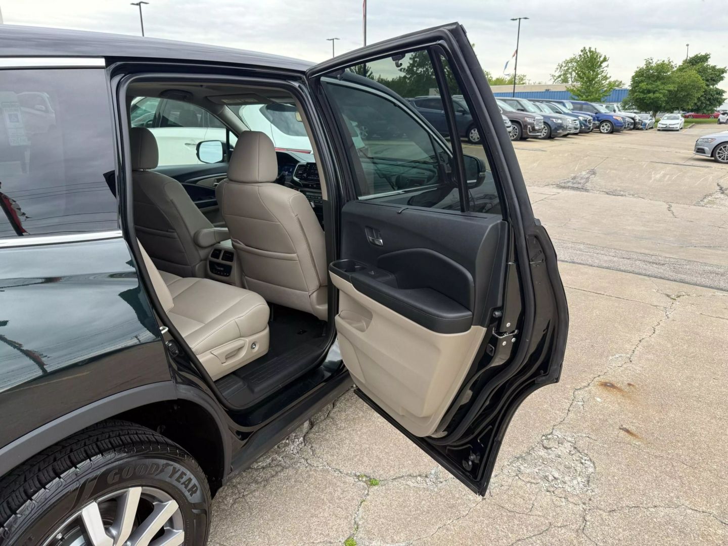 2020 Honda Pilot - Image 23