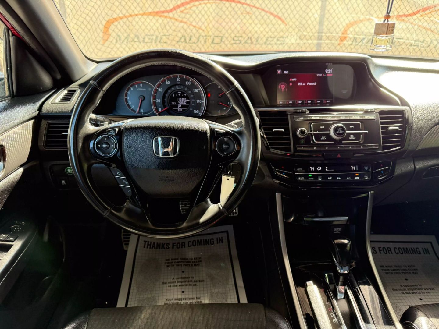 2017 Honda Accord - Image 29
