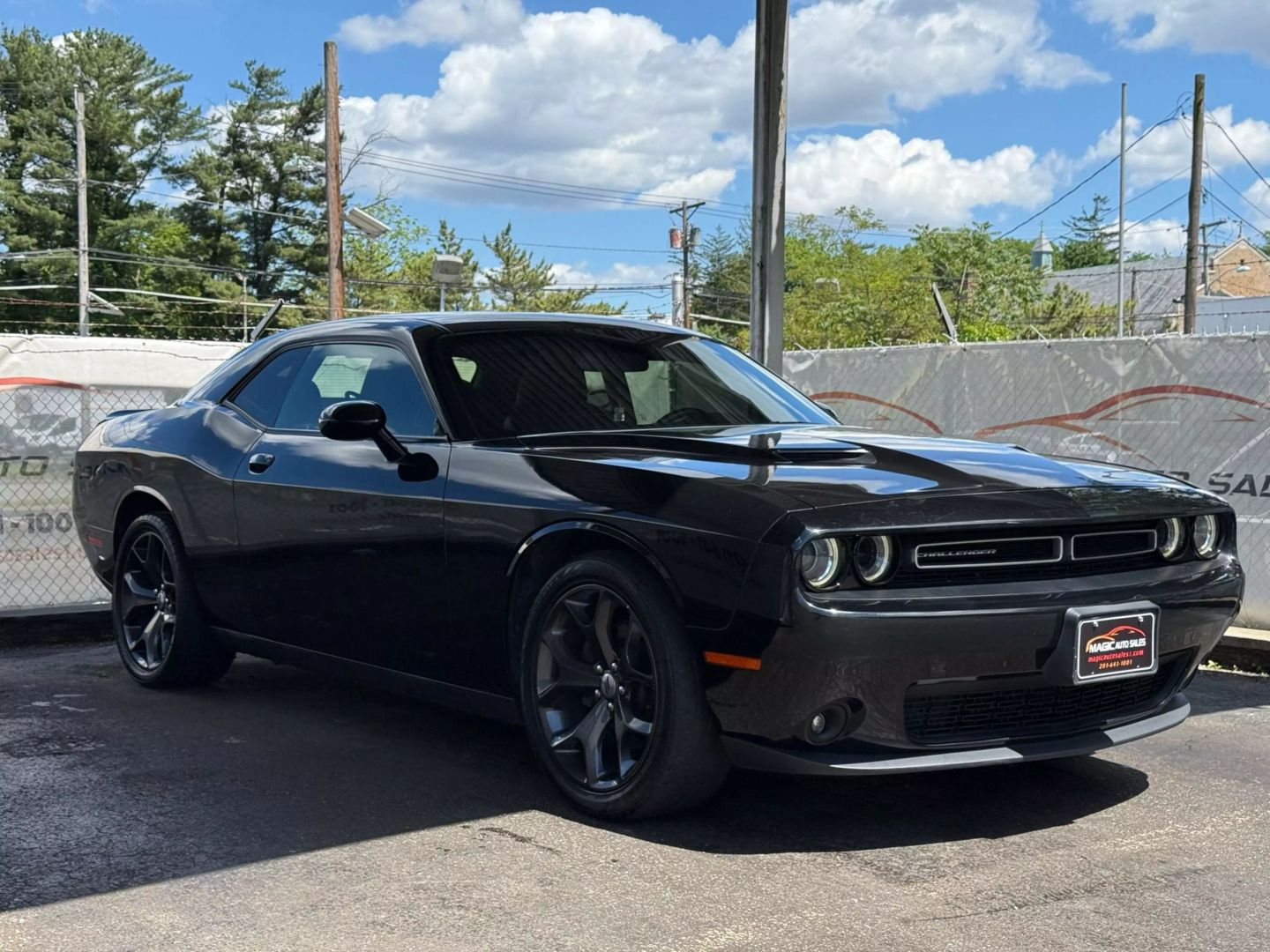 2017 Dodge Challenger - Image 6