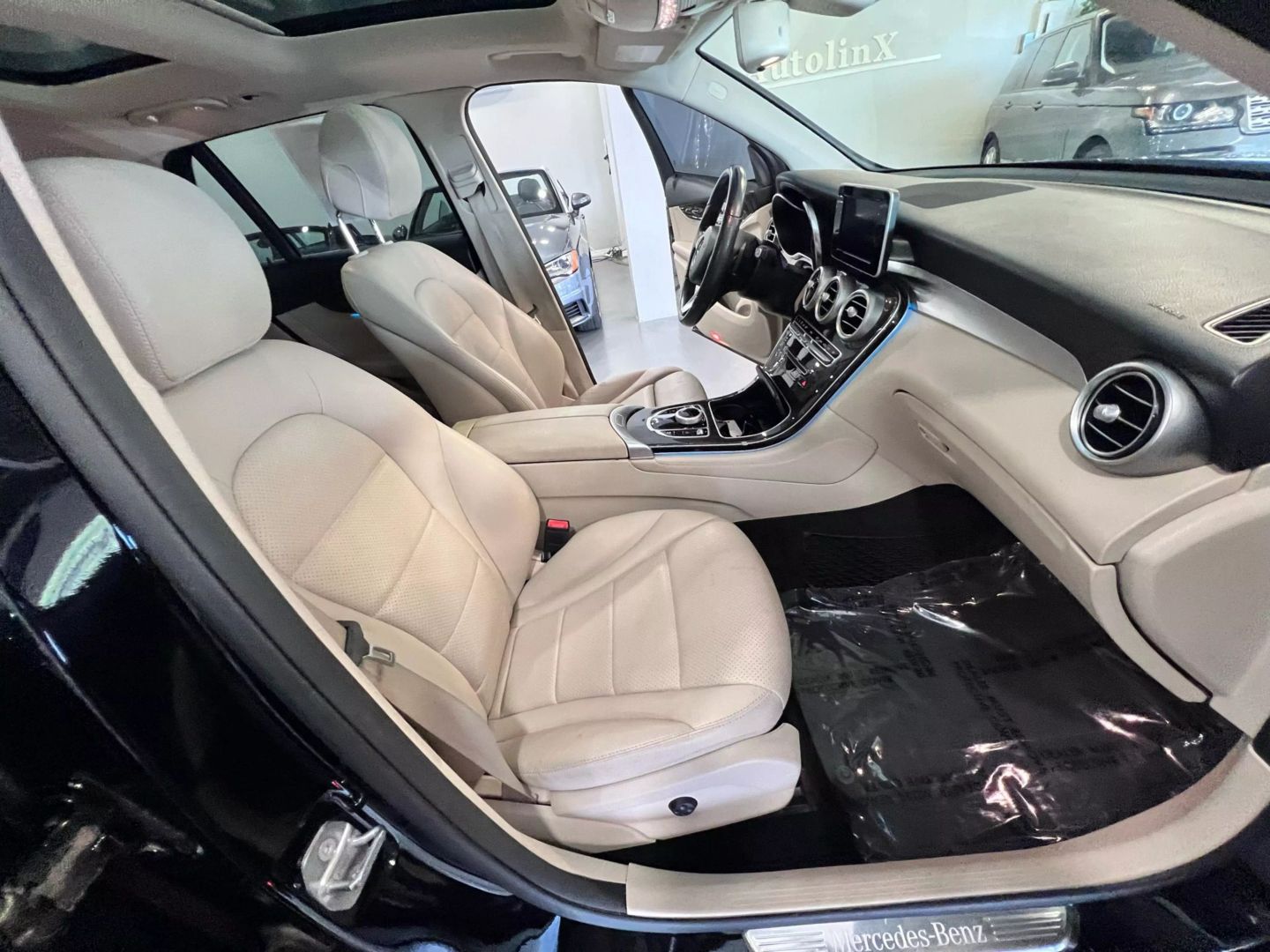 2019 Mercedes-benz Glc Glc 300 Sport Utility 4d - Image 26