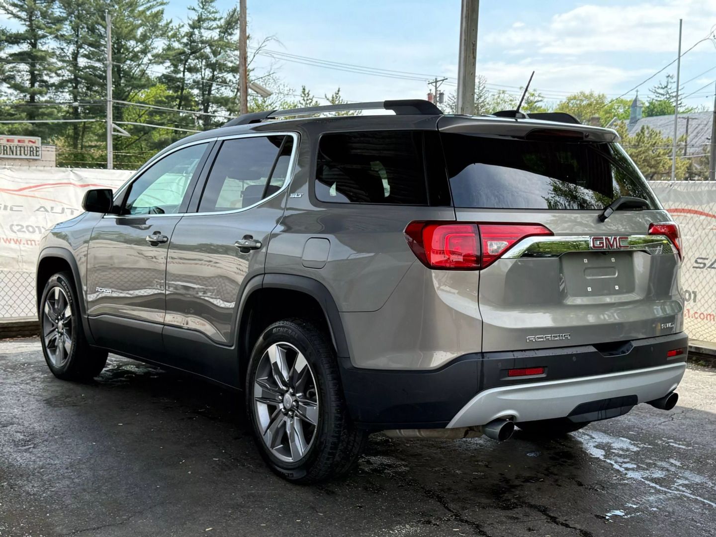 2019 Gmc Acadia - Image 11