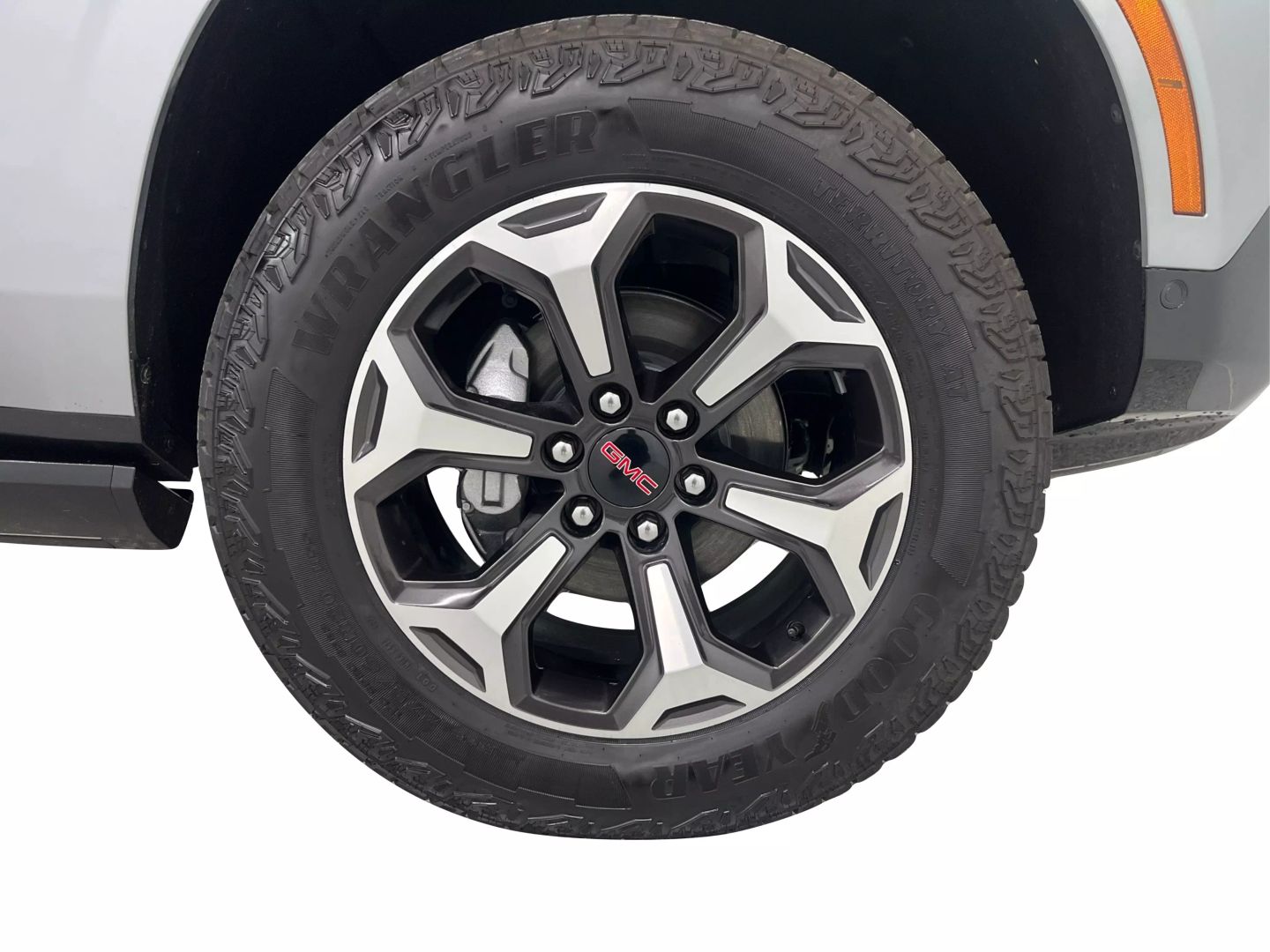 2025 Gmc Yukon - Image 25