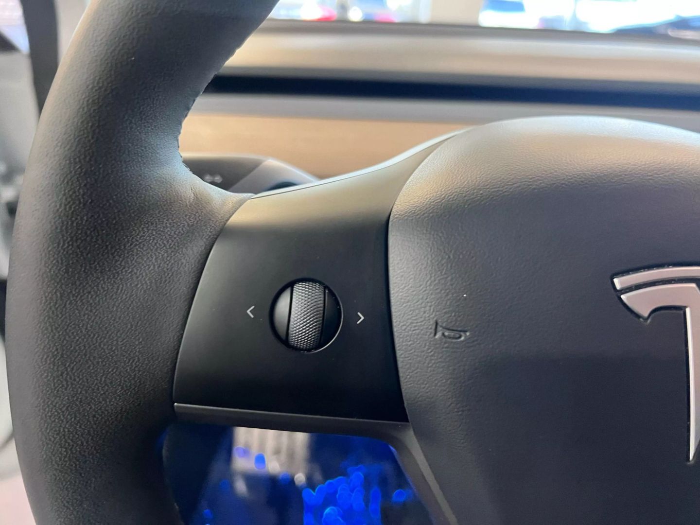 2021 Tesla Model 3 Long Range Sedan 4d - Image 16