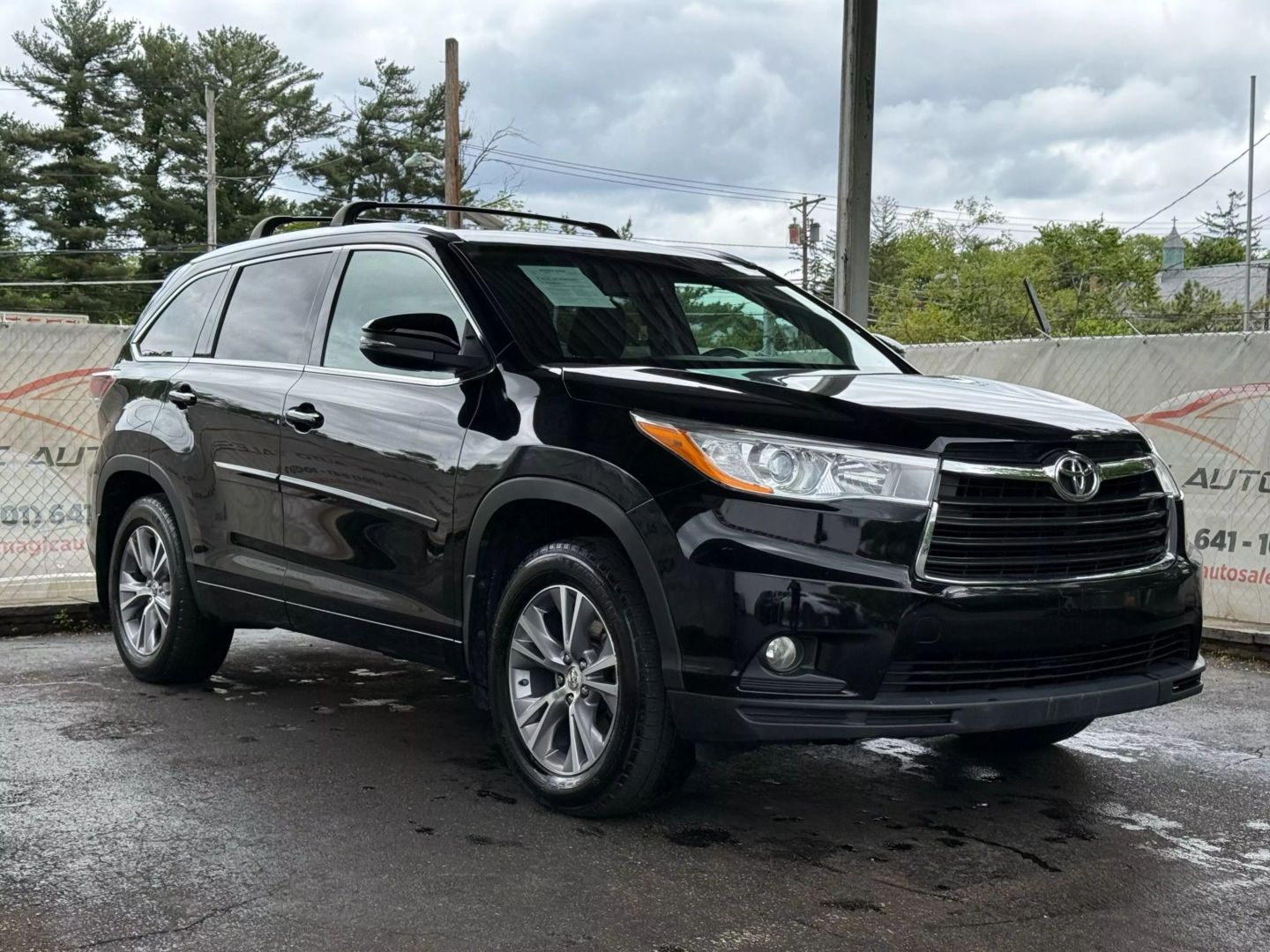 2015 Toyota Highlander - Image 6