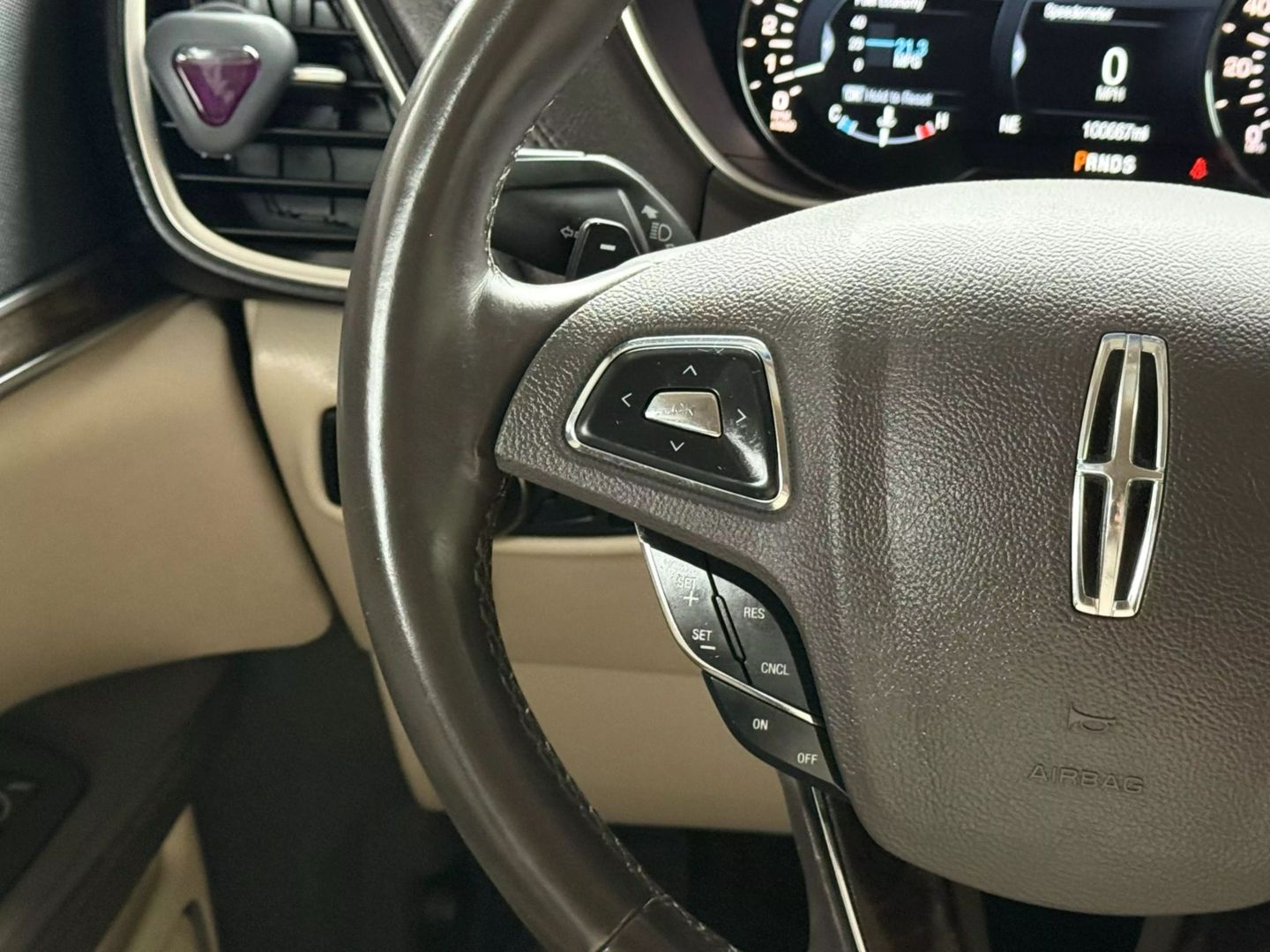 2017 Lincoln Mkx - Image 35