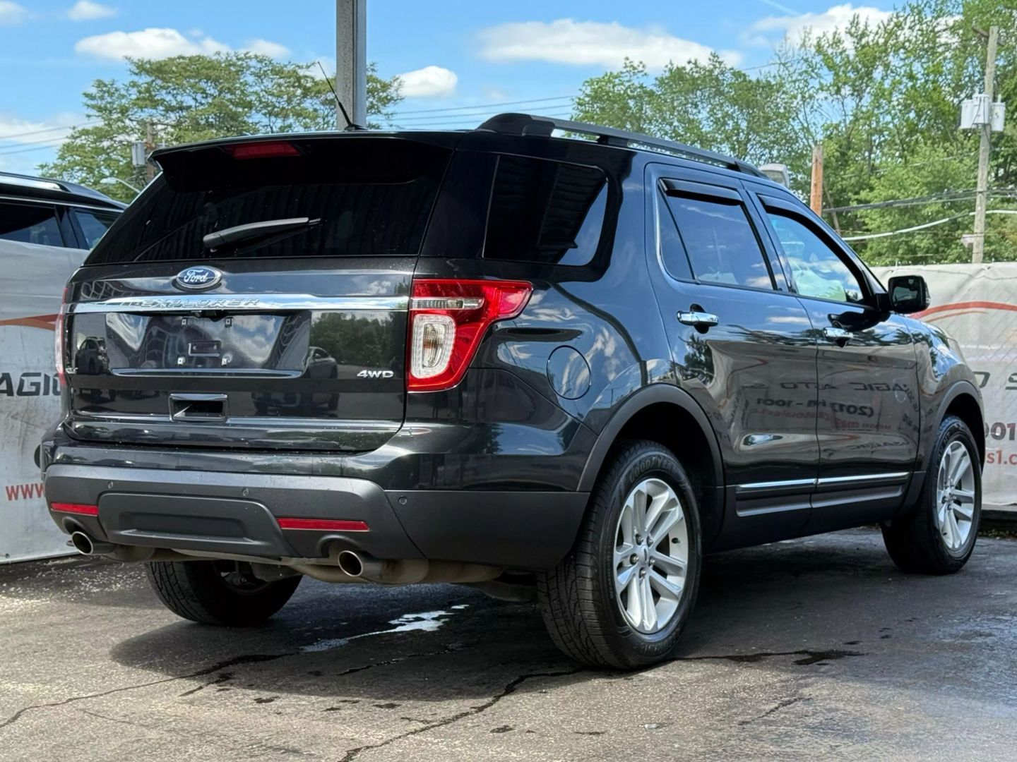 2013 Ford Explorer - Image 9
