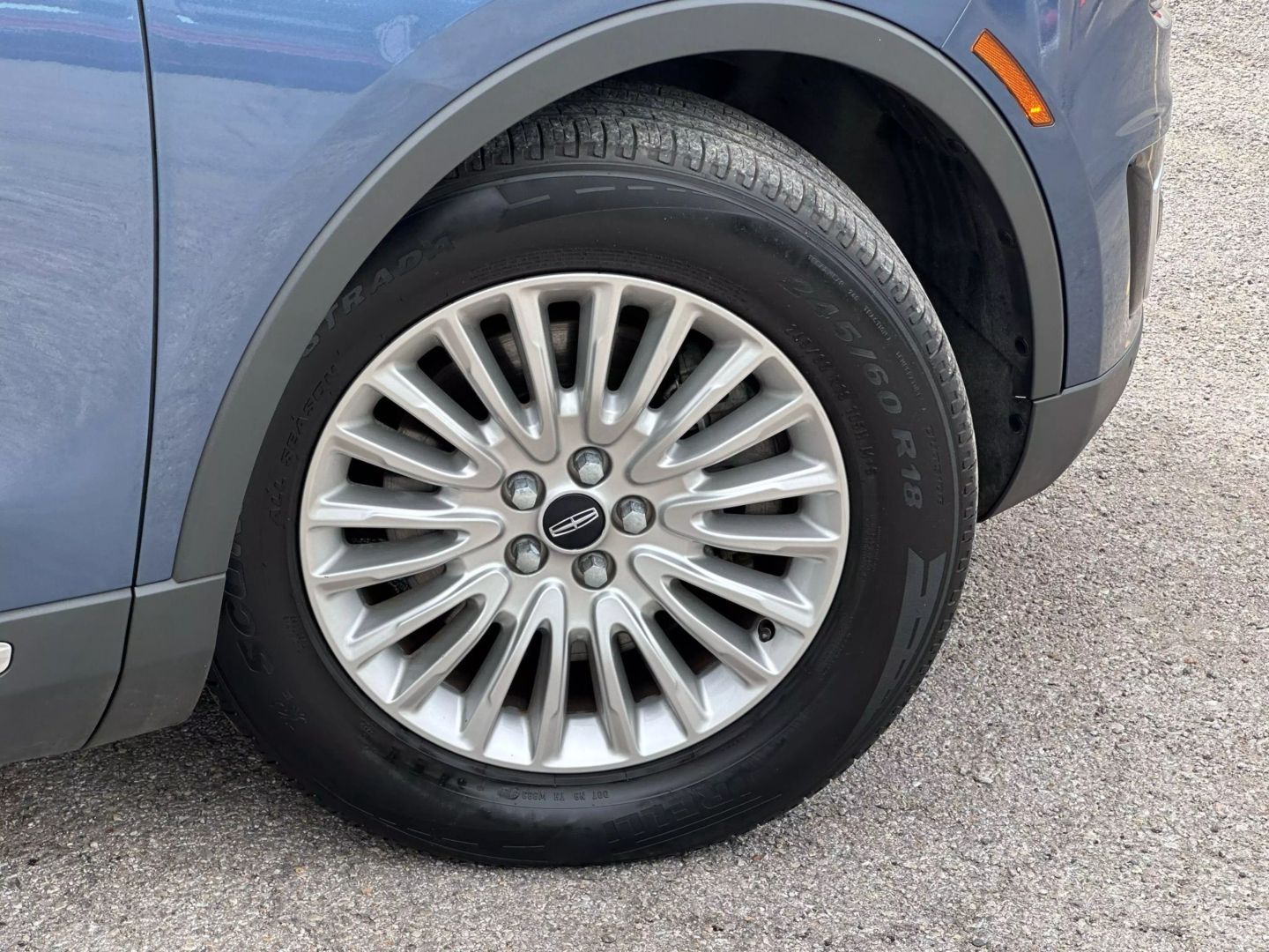 2019 Lincoln Nautilus - Image 44