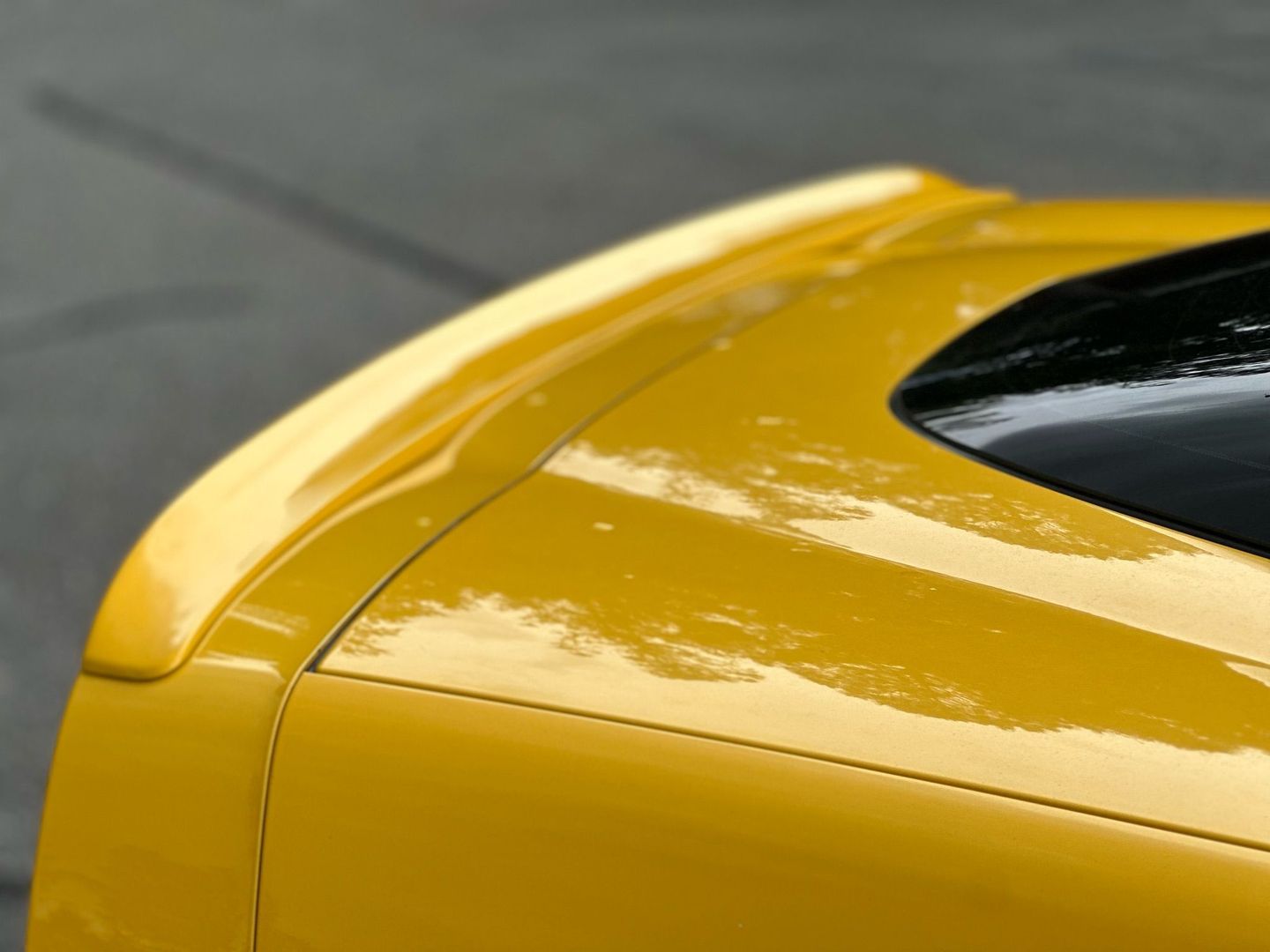 2005 CHEVROLET CORVETTE COUPE V8, 6.0 LITER COUPE 2D