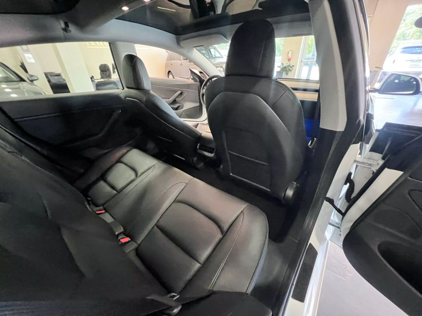 2021 Tesla Model 3 Long Range Sedan 4d - Image 24