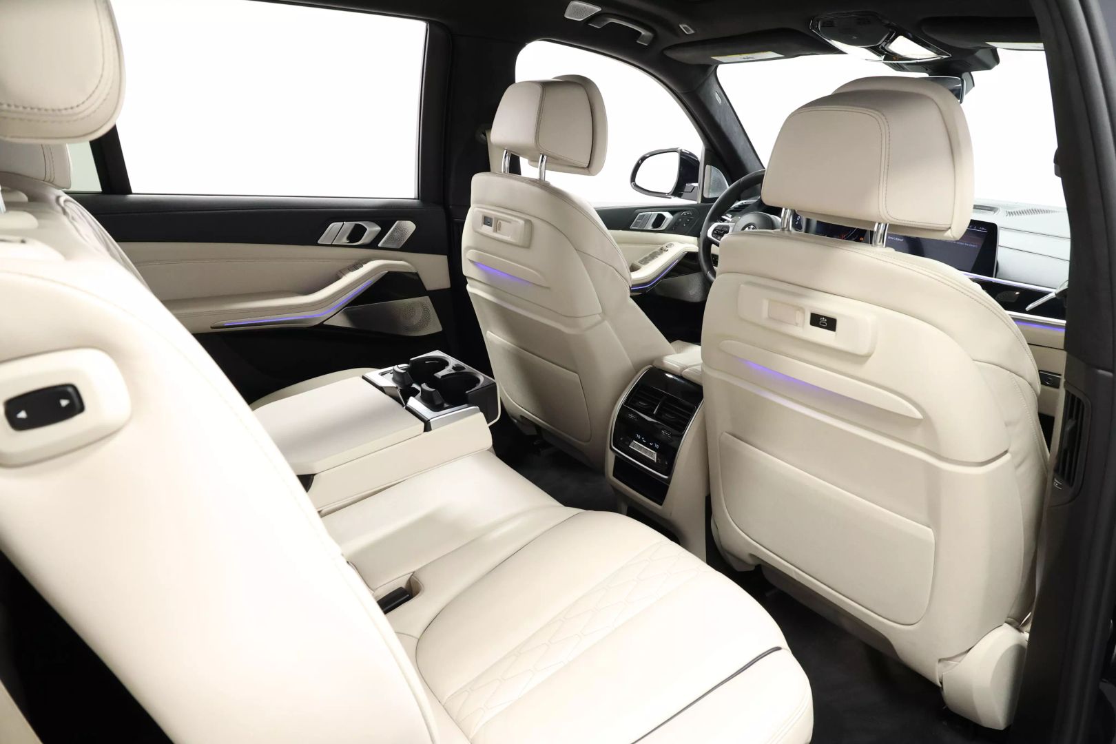 2019 Bmw X7 - Image 106