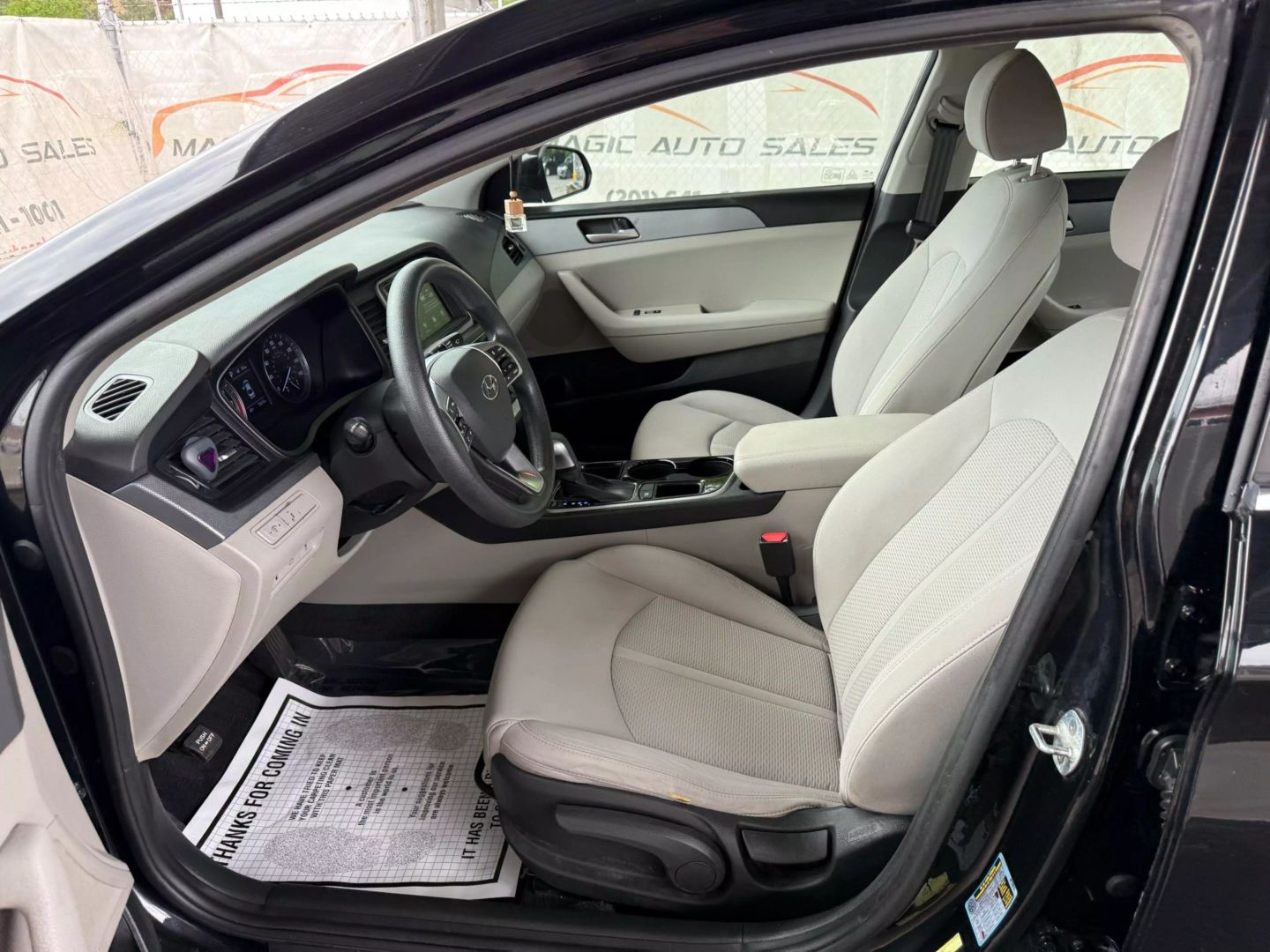 2019 Hyundai Sonata - Image 15