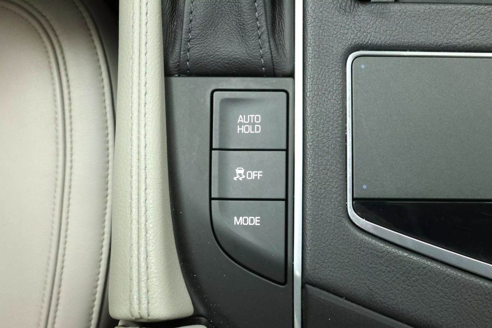 2017 Cadillac Ct6 - Image 40