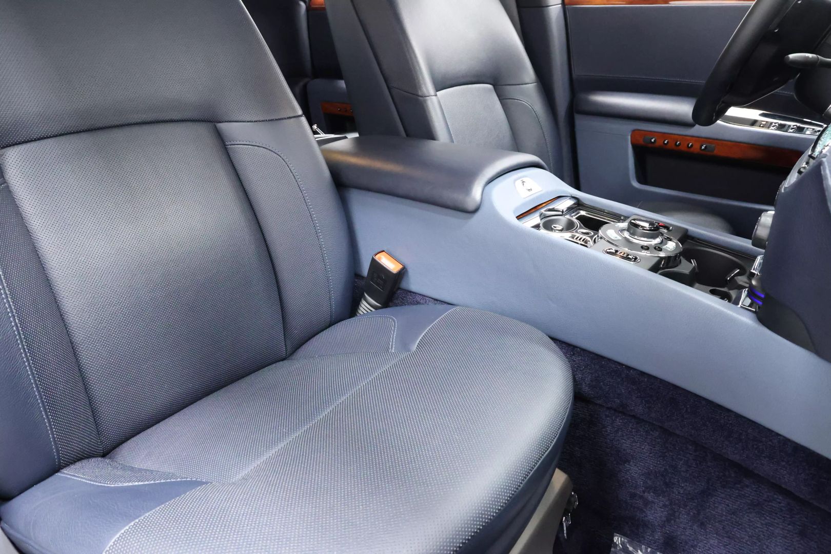 2012 Rolls-royce Ghost - Image 110